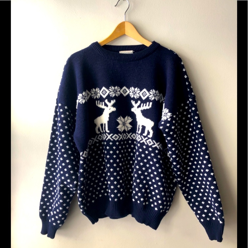Amazing VTG winter sweater from Israel navy/white